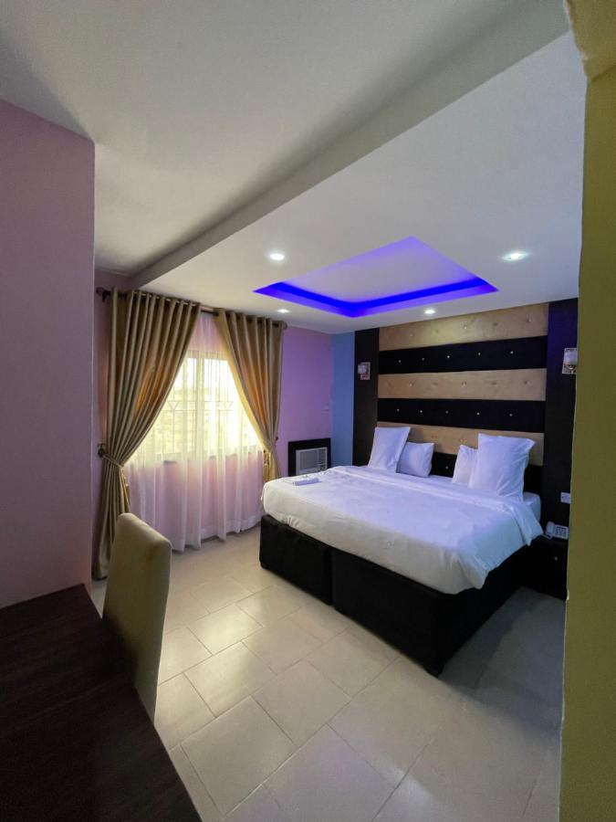 Alluring View Hotel - Allen Avenue 라고스 외부 사진